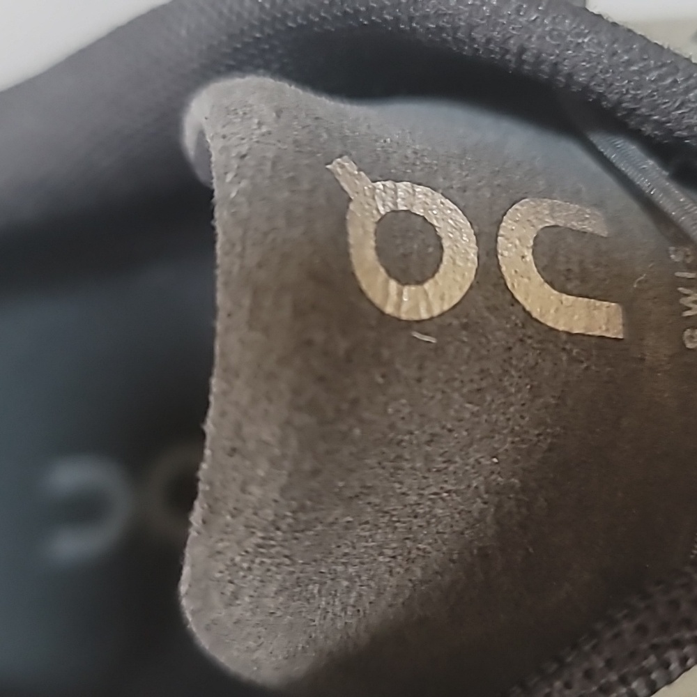 On Running Olive and Beige Athletic Shoes - Picture 6 of 15